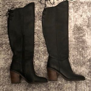 Beautiful Lucky Brand boots